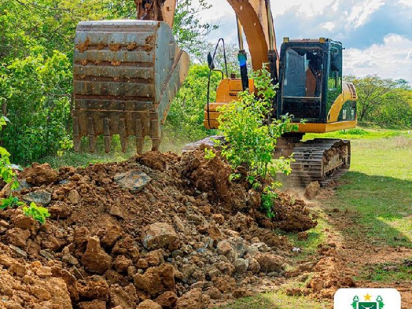 Representantes de Santa Quiteria acompanham obras na Adutora de trapiá