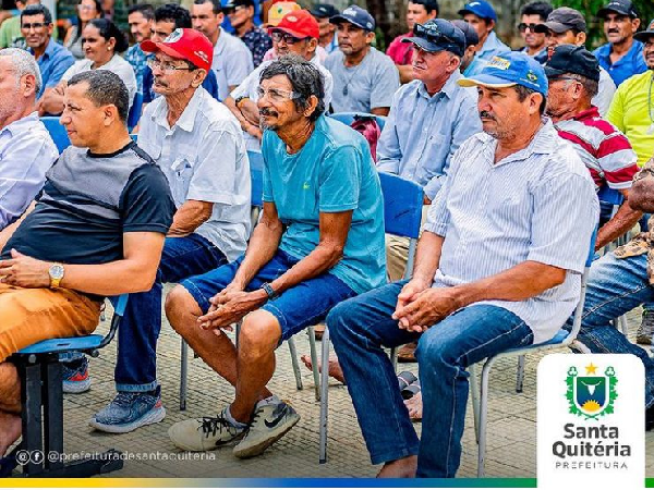 Agricultores recebem certificados por participação no projeto protetor da mata branca